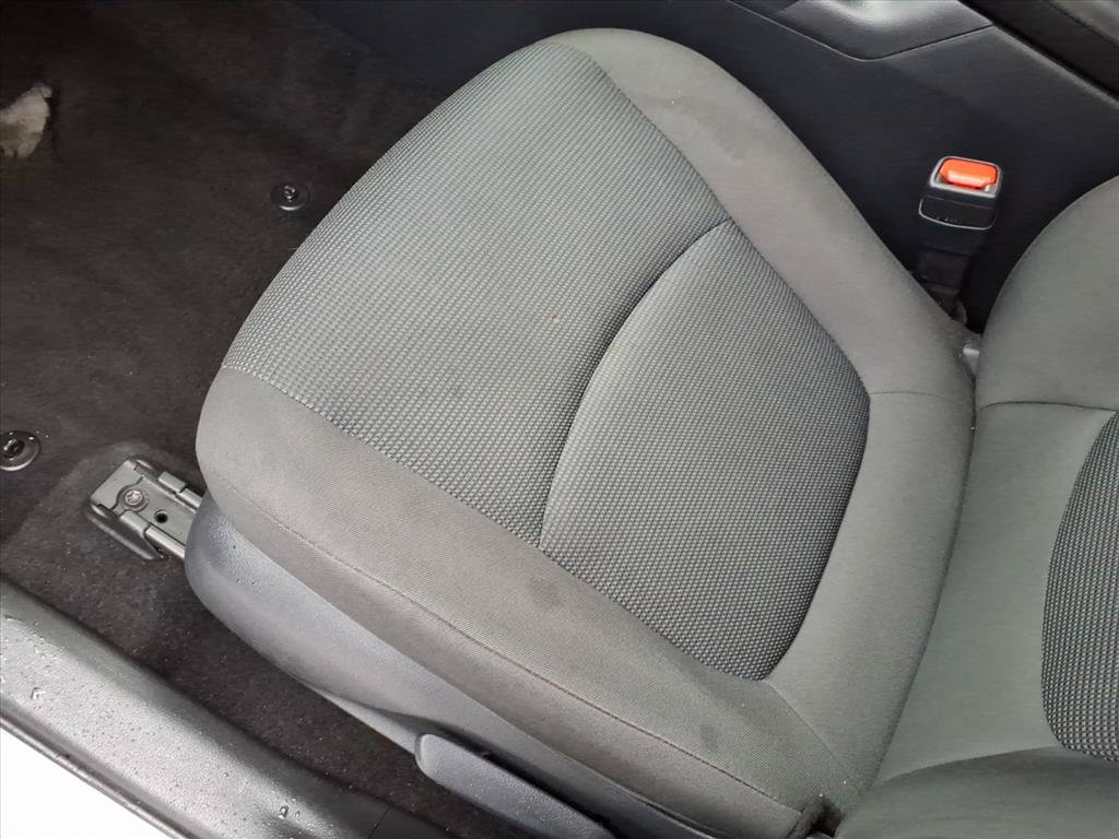 Used 2025 Toyota RAV4 LE AWD/4WD image 21