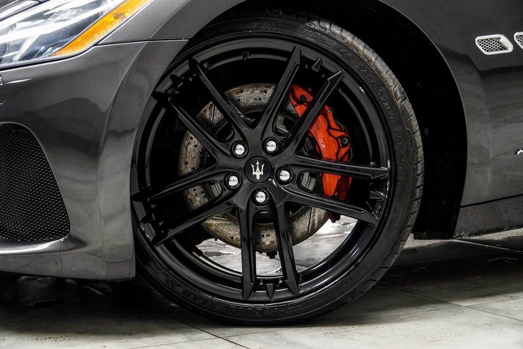Used 2018 Maserati GranTurismo Sport image 6