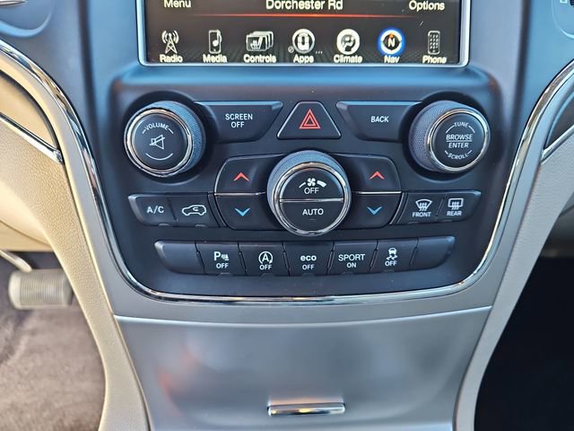 Used 2017 Jeep Grand Cherokee Limited w/ Luxury Group II image 26