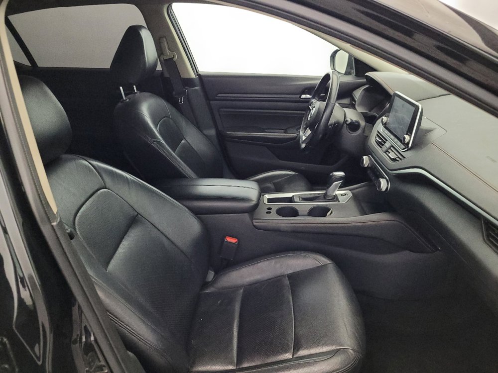 Used 2019 Nissan Altima 2.5 SR FWD image 21