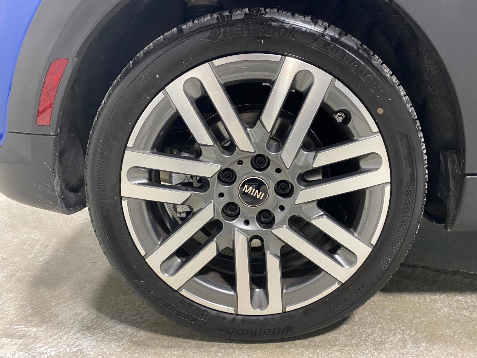 Certified 2025 MINI Cooper S image 26