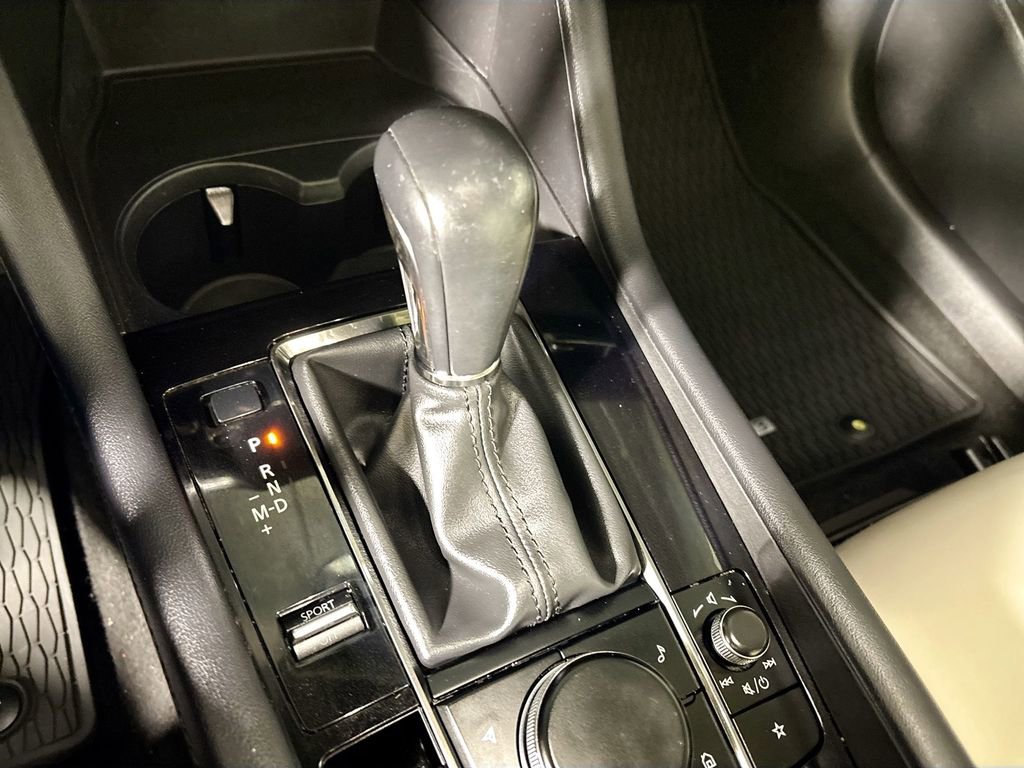 Used 2022 MAZDA MAZDA3 s image 17