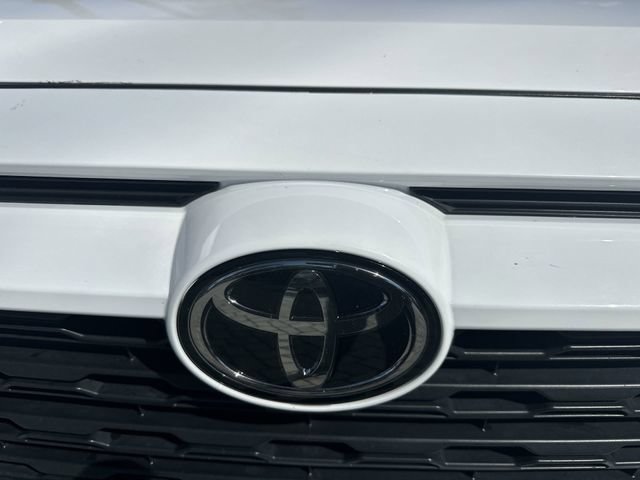 Used 2024 Toyota RAV4 XLE FWD image 10