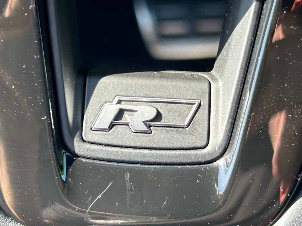 Used 2019 Volkswagen Tiguan SEL R-Line image 27