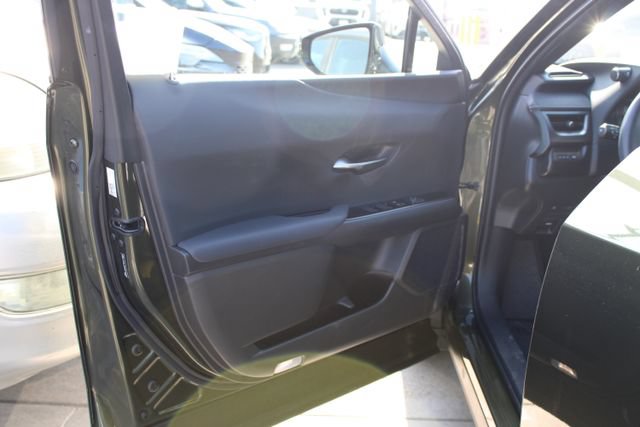 Certified 2024 Lexus UX 250h FWD image 11