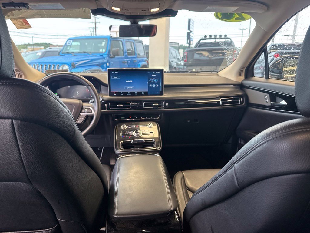 Certified 2022 Lincoln Nautilus AWD image 12