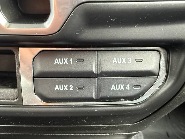 Used 2021 Jeep Gladiator Overland AWD/4WD image 28