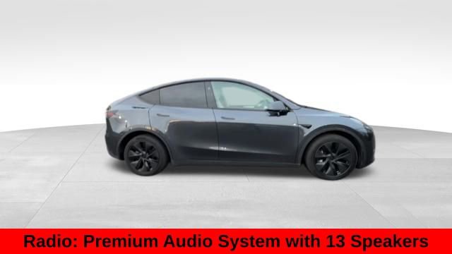 Used 2025 Tesla Model Y Long Range image 8