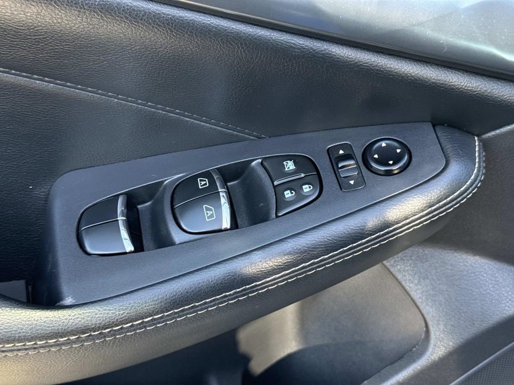 Certified 2019 Nissan Maxima 3.5 SL w/ Floor Mat Group image 18