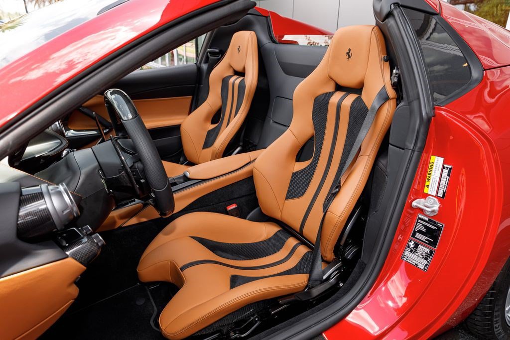 Used 2023 Ferrari 812 GTS RWD image 24