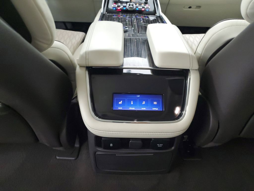 Certified 2024 Lincoln Navigator L Black Label AWD/4WD image 14