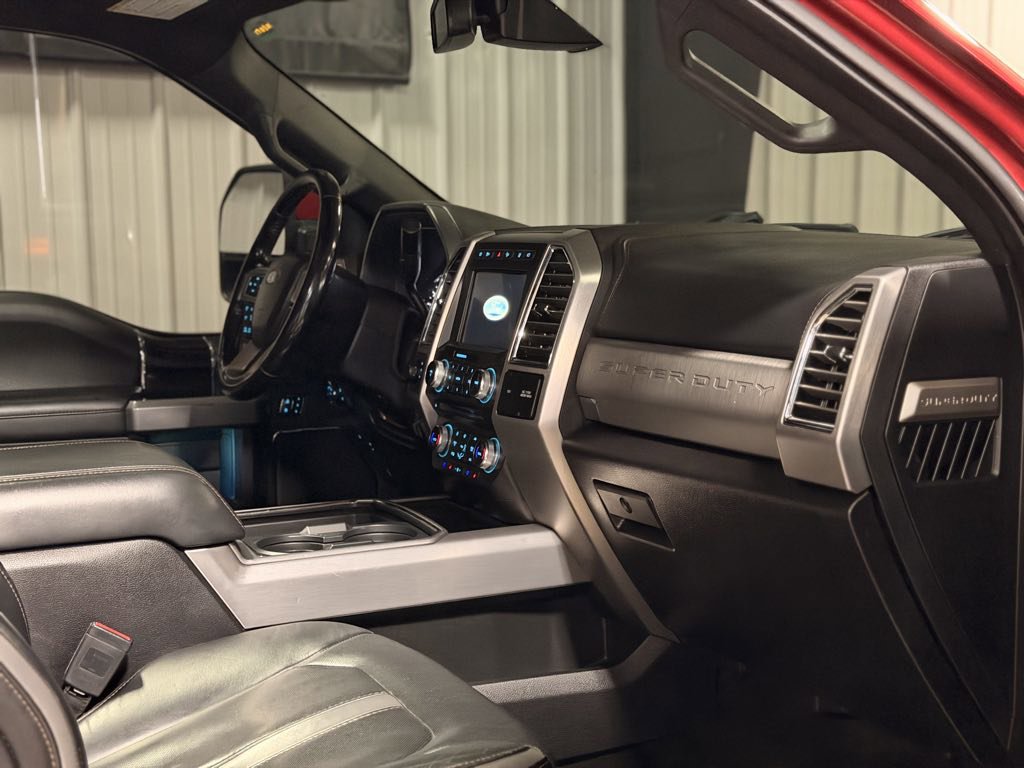 Used 2018 Ford F350 Platinum w/ Platinum Ultimate Package image 3
