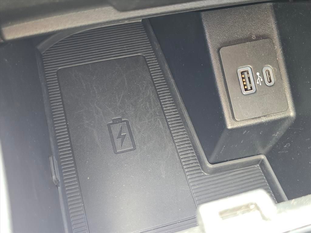 Used 2020 Ford Edge SEL w/ Convenience Package image 23