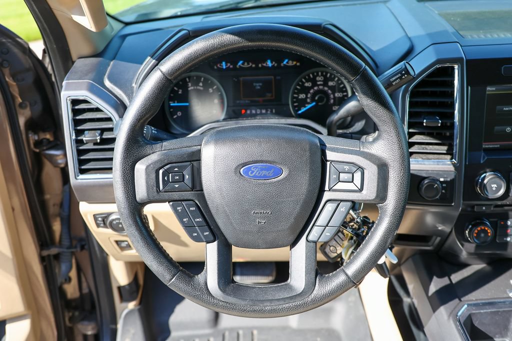 Used 2015 Ford F150 XLT w/ Equipment Group 302A Luxury AWD/4WD image 7