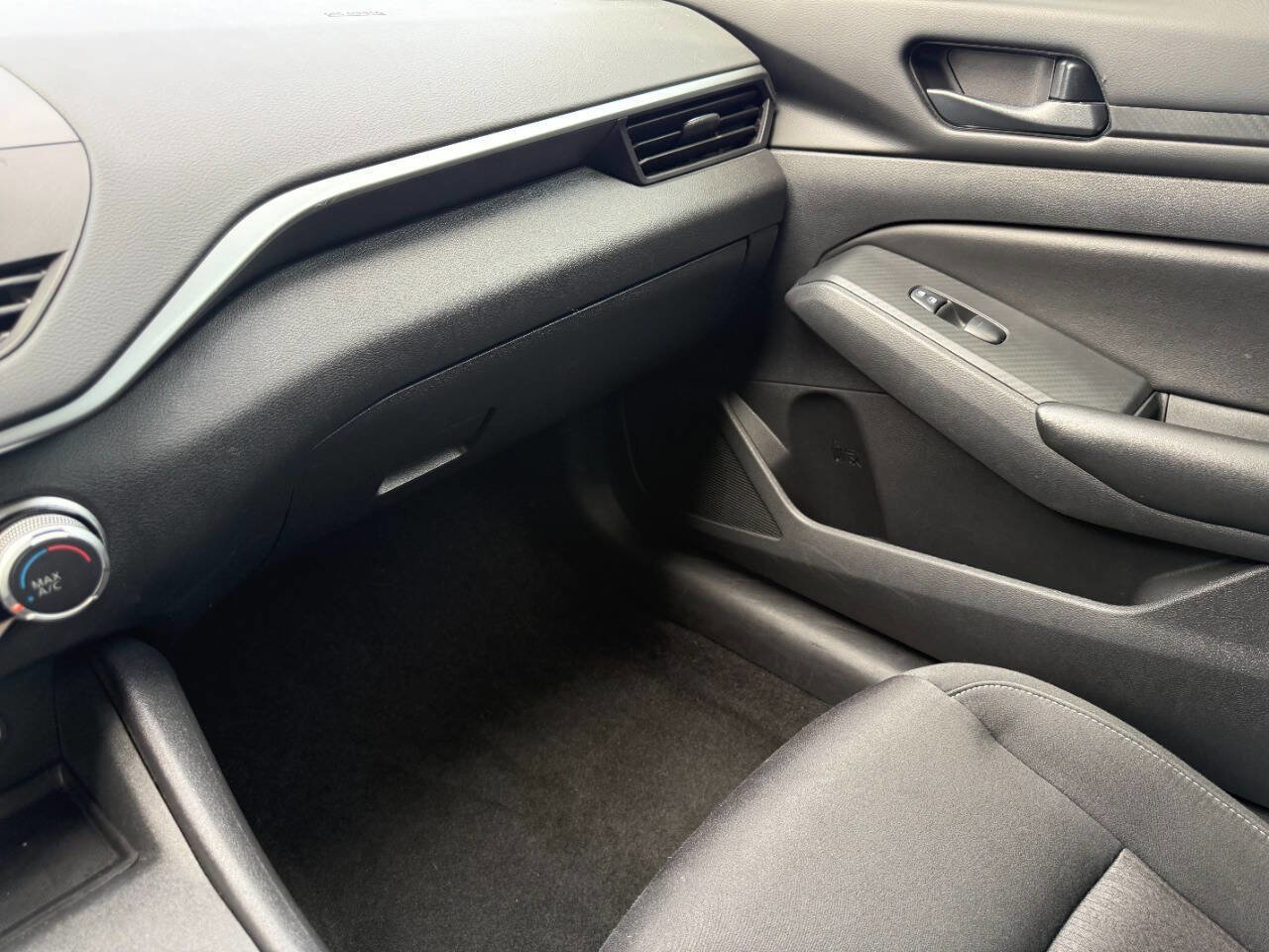 Used 2023 Nissan Altima 2.5 S image 16