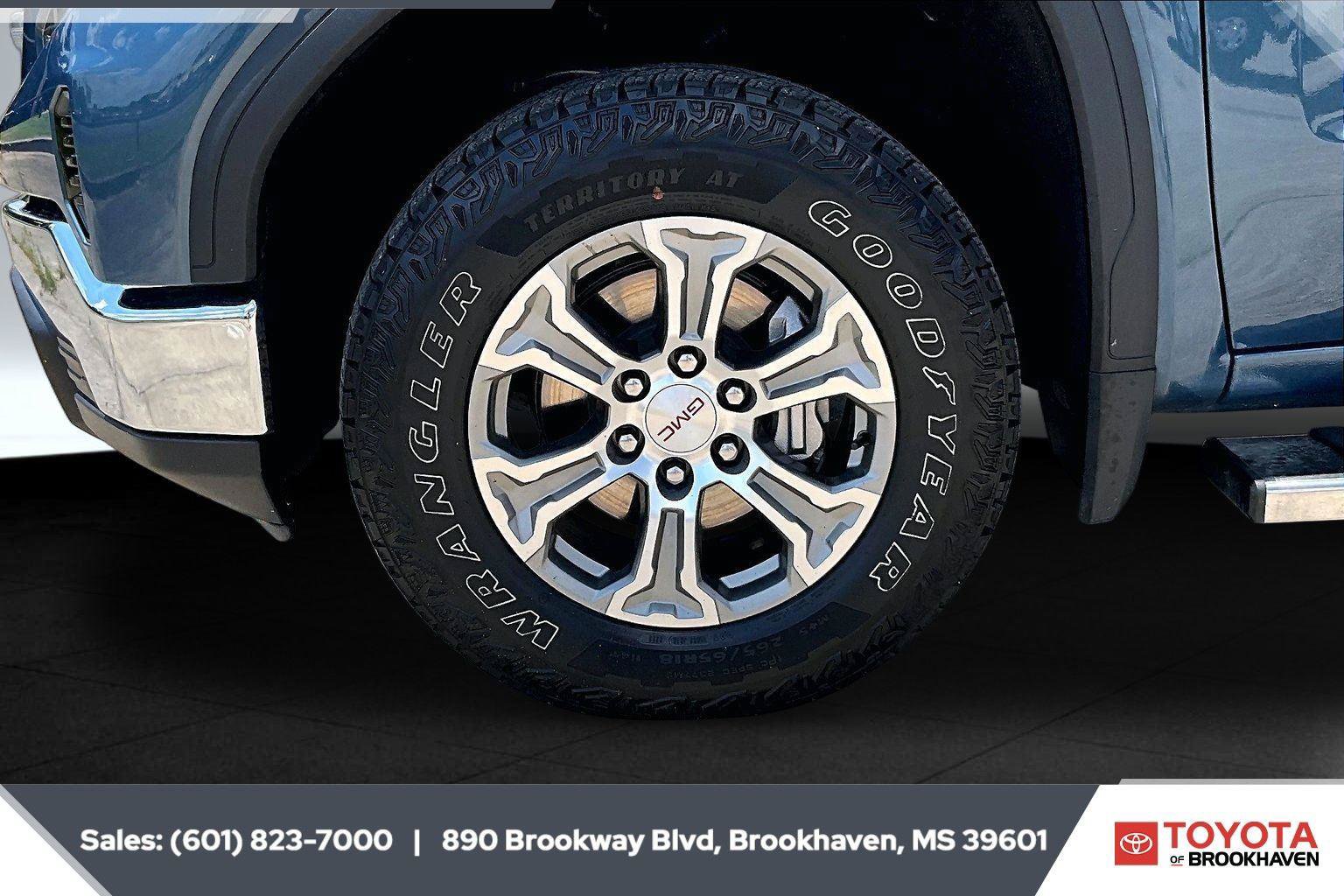 Used 2024 GMC Sierra 1500 SLE w/ X31 Off-Road Package AWD/4WD image 7
