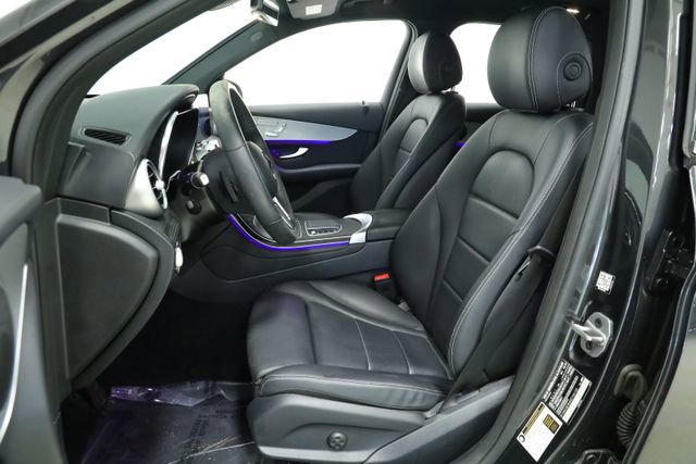 Used 2022 Mercedes-Benz GLC 300 w/ Premium Package Lite image 28