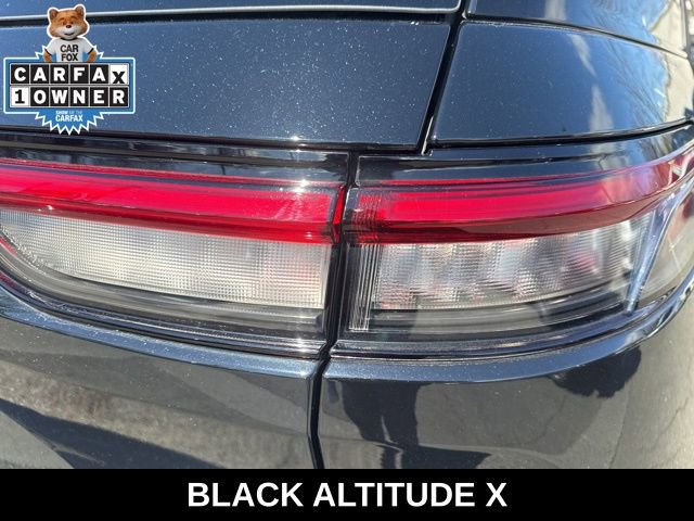 Used 2024 Jeep Grand Cherokee Altitude image 33