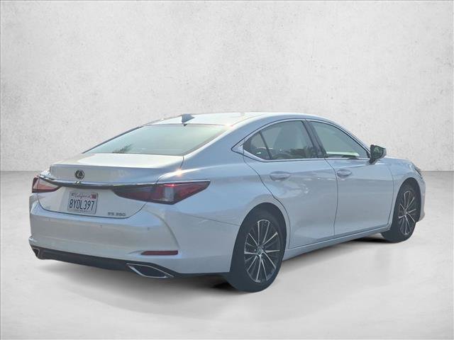 Used 2022 Lexus ES 350 w/ Premium Package FWD image 5