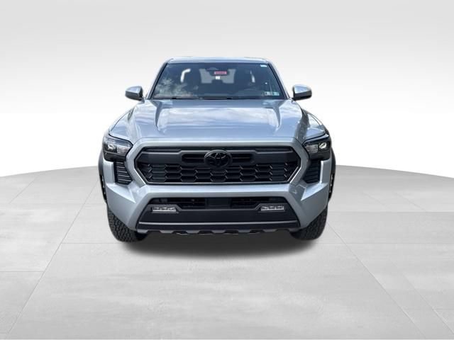 New 2026 Toyota Tacoma TRD Off-Road AWD/4WD image 9
