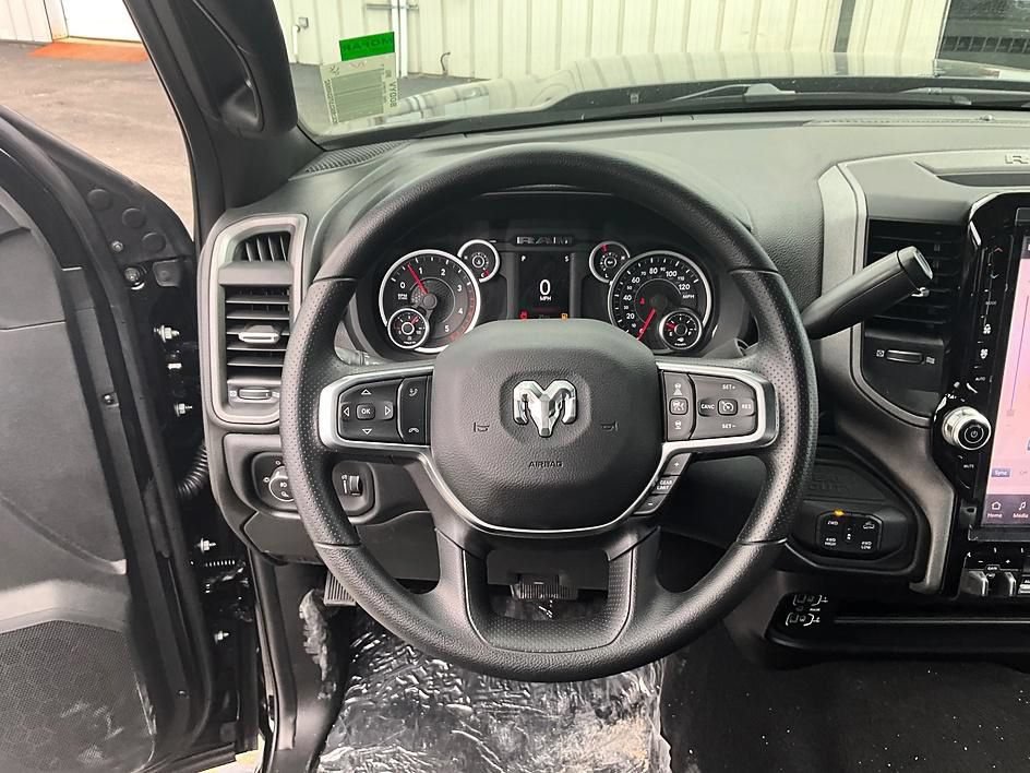 New 2026 RAM 2500 Warlock AWD/4WD image 39
