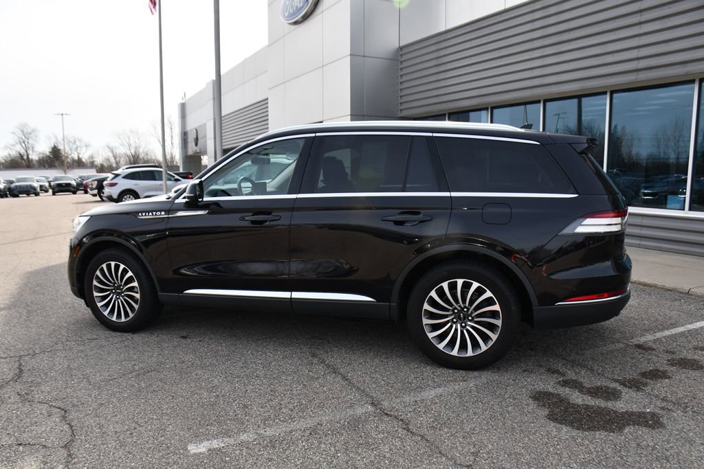 Used 2022 Lincoln Aviator Reserve w/ Equipment Group 201A image 3