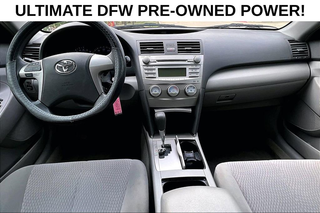 Used 2010 Toyota Camry LE FWD image 18