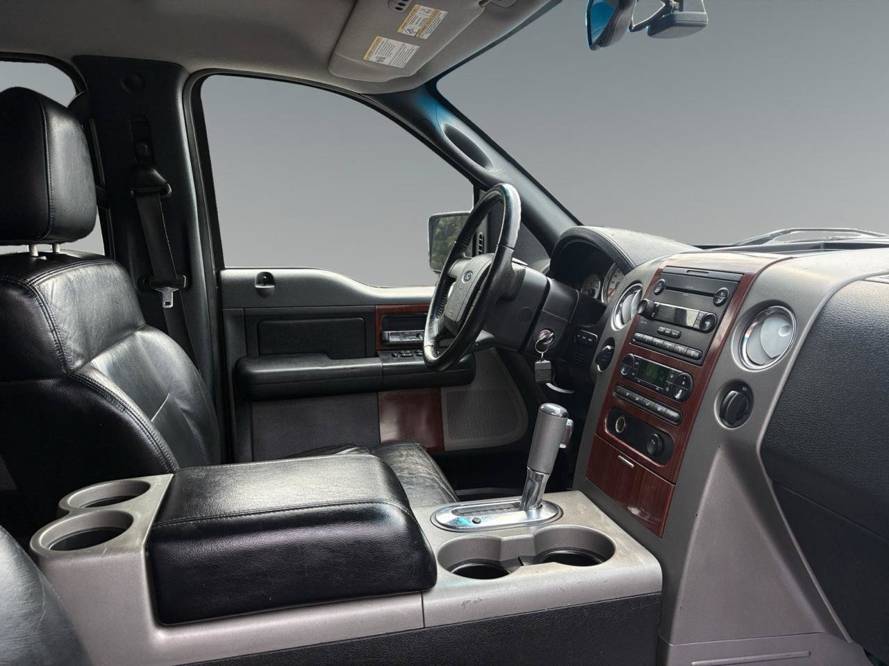 Used 2005 Ford F150 Lariat AWD/4WD image 10