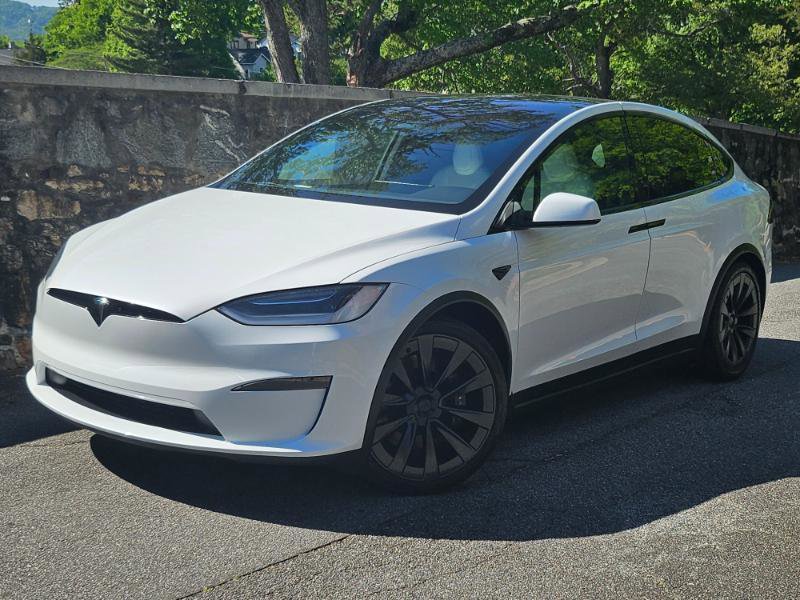 Used 2023 Tesla Model X image 2