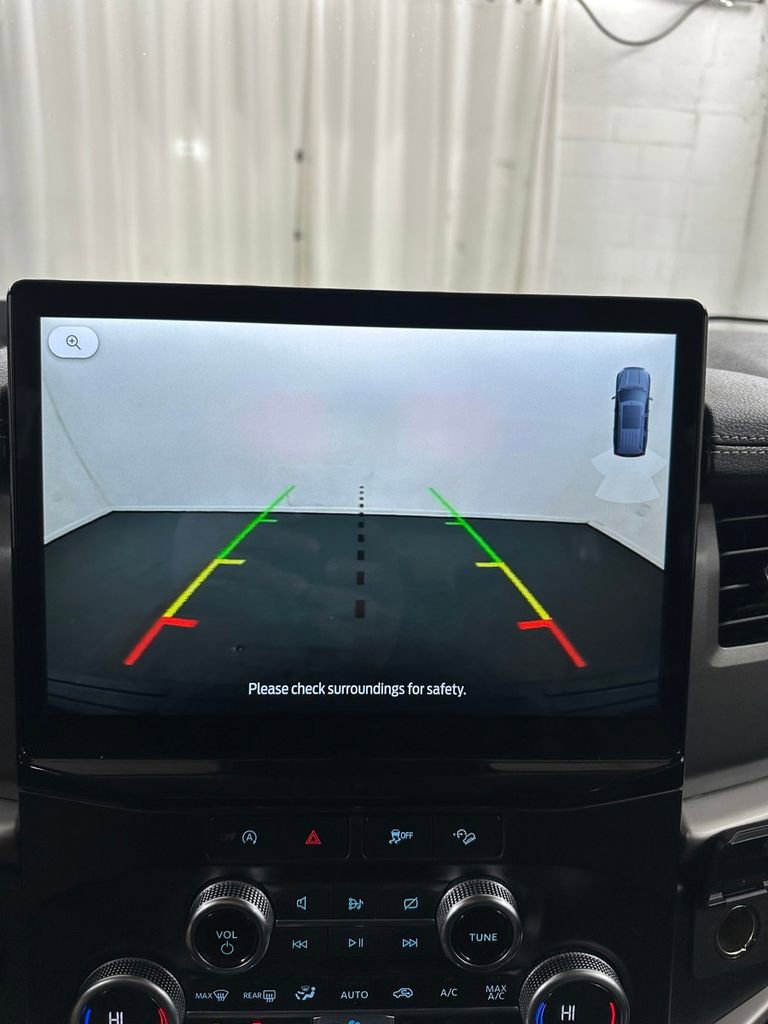 Used 2024 Ford Expedition Max XLT image 25