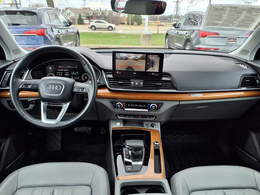 Used 2023 Audi Q5 2.0T Premium Plus w/ Premium Plus Package image 16