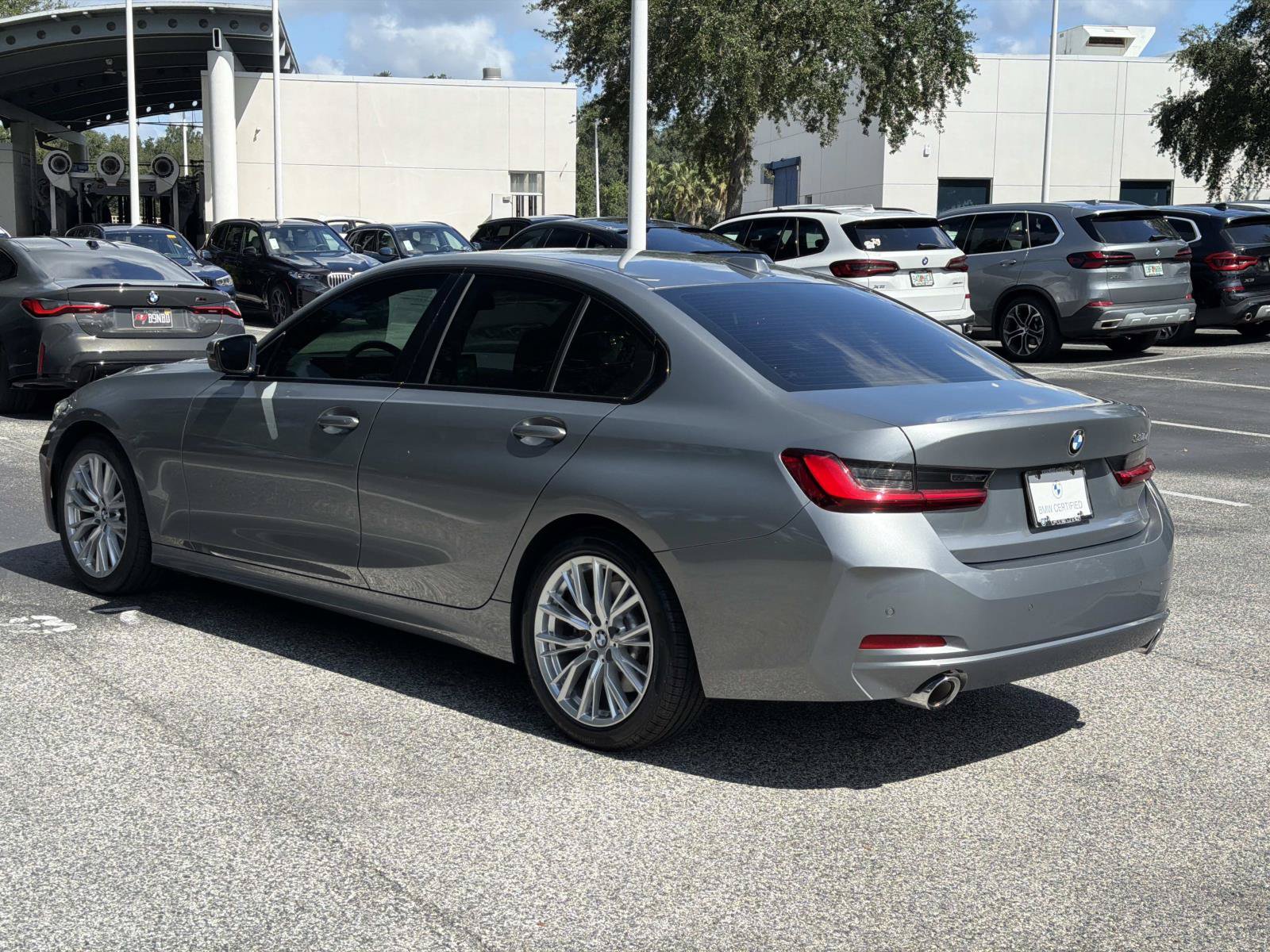Certified 2023 BMW 330i Sedan RWD image 6