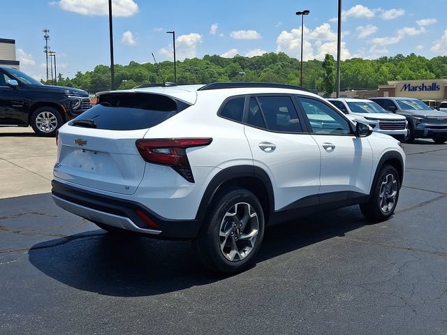 New 2026 Chevrolet Trax LT w/ LT Convenience Package FWD image 6