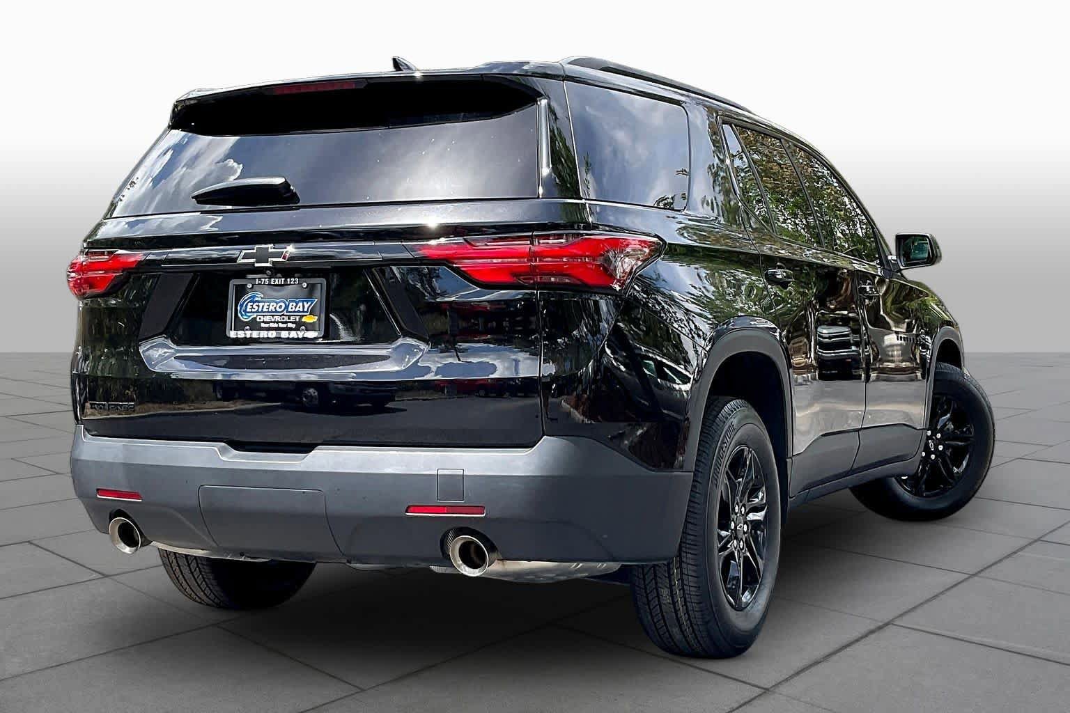 Certified 2023 Chevrolet Traverse LS w/ Midnight/Sport Edition image 13