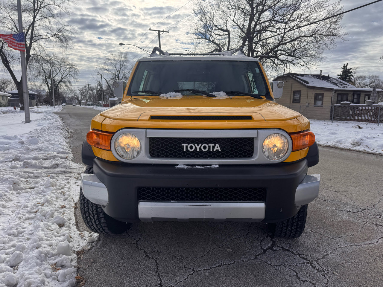 Used 2010 Toyota FJ Cruiser 4WD image 2