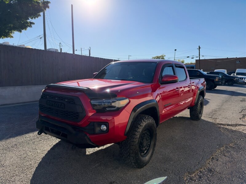 Used 2017 Toyota Tacoma TRD Off-Road AWD/4WD image 6