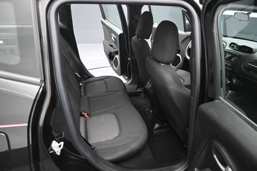 Used 2015 Jeep Renegade Sport w/ Power & Air Group FWD image 24