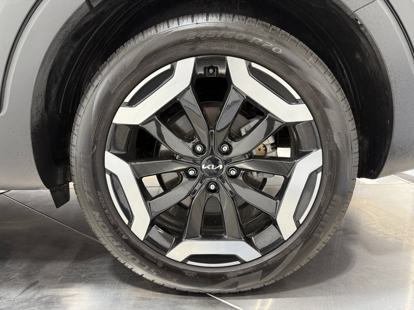 Used 2025 Kia Telluride EX image 69