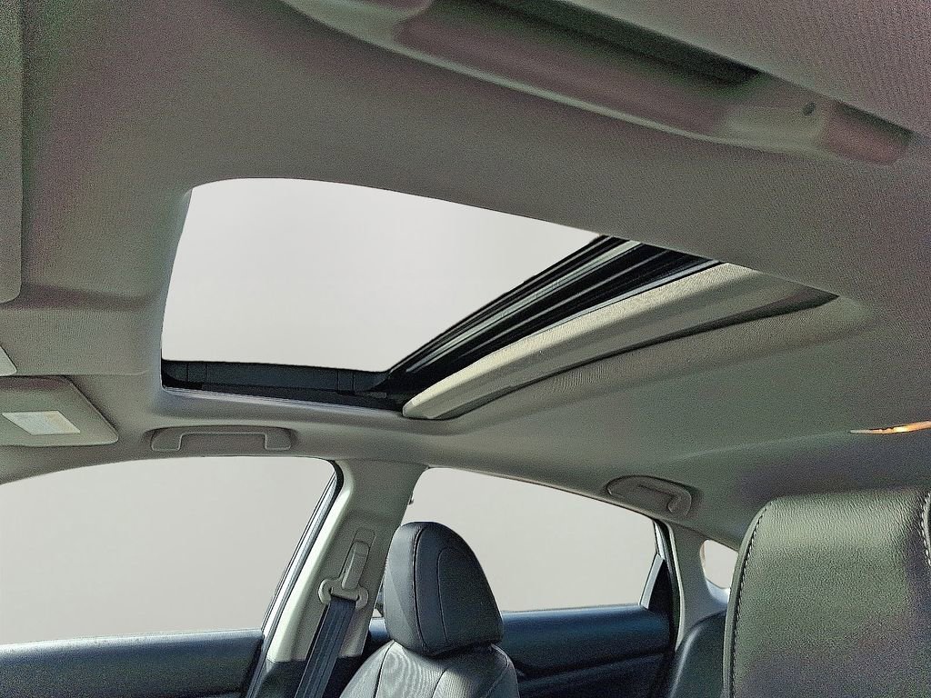 Used 2022 Honda Insight Touring image 14