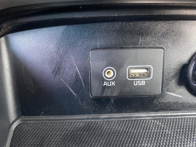 Used 2019 Kia Sedona L FWD image 15