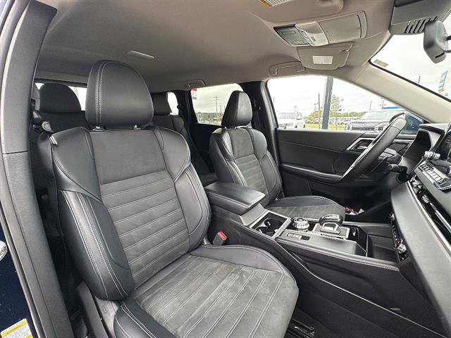 Used 2024 Mitsubishi Outlander SE AWD/4WD image 9
