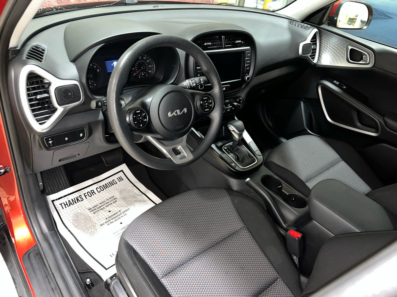 Used 2022 Kia Soul LX FWD image 7