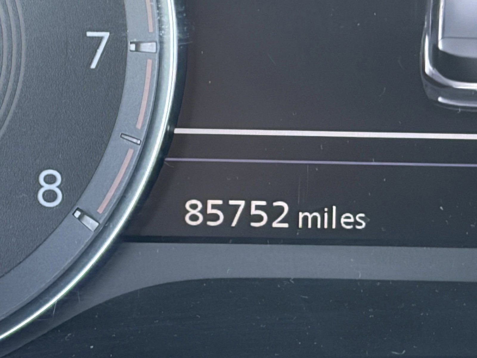 Used 2021 INFINITI QX50 Luxe w/ Appearance Package image 33