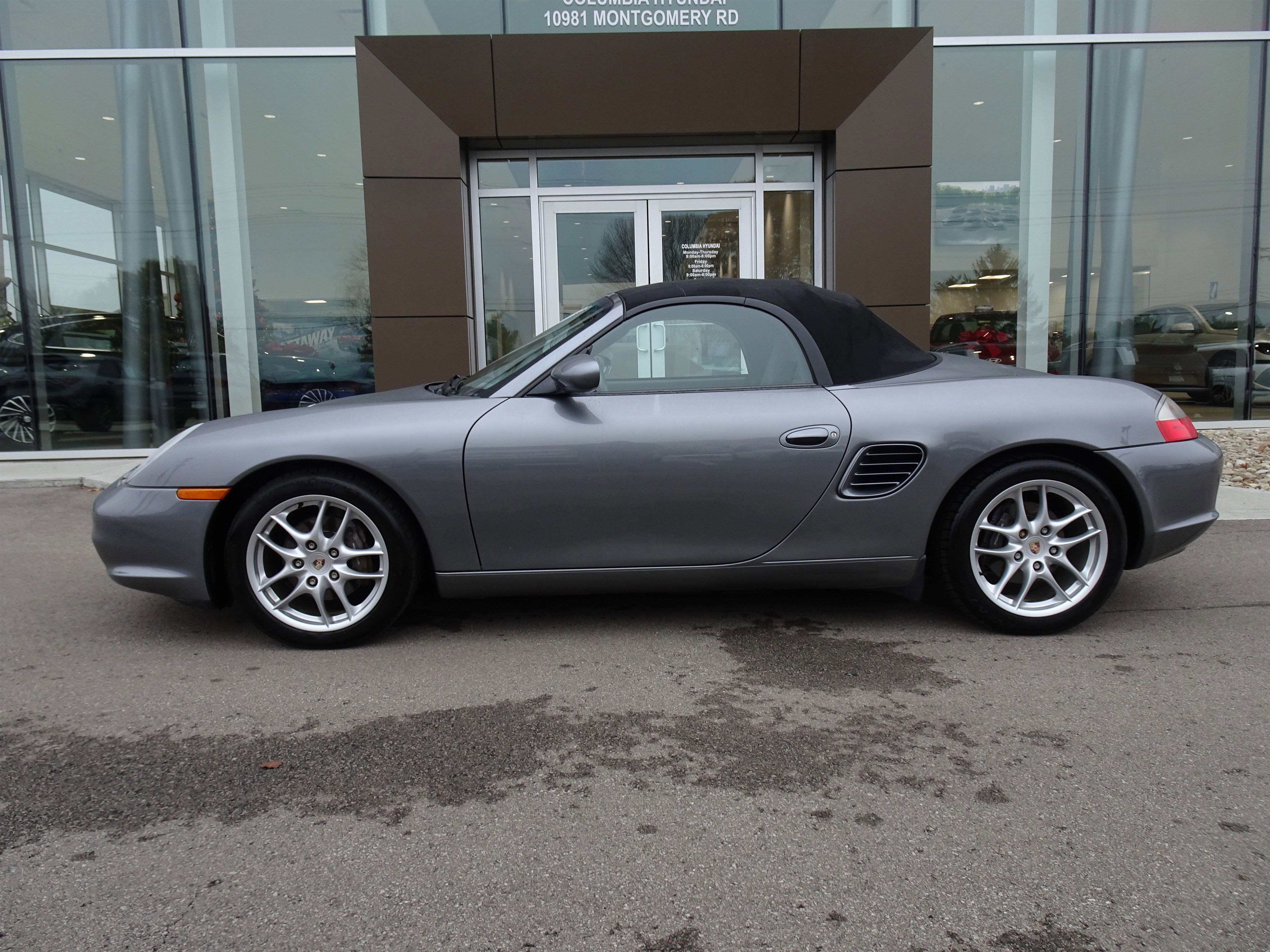 Used 2003 Porsche Boxster image 2
