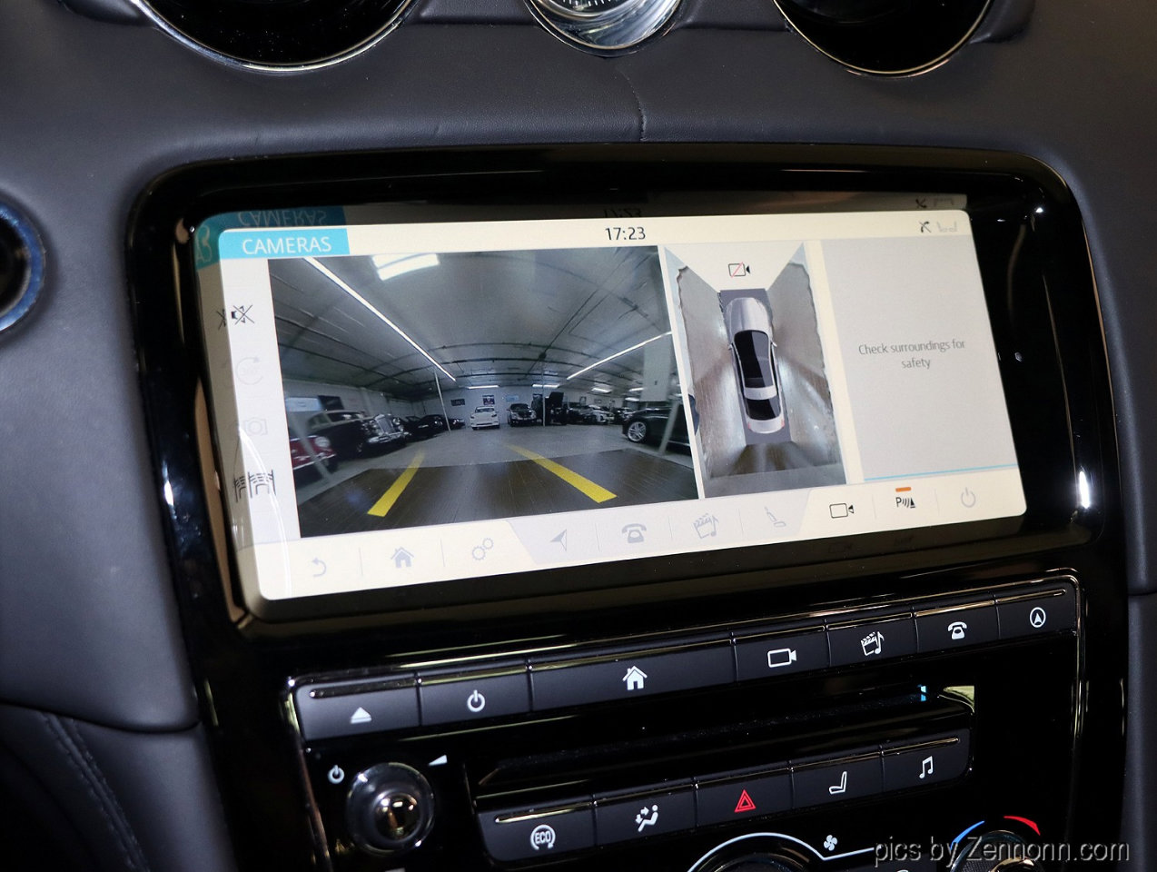 Used 2019 Jaguar XJ L Portfolio image 23