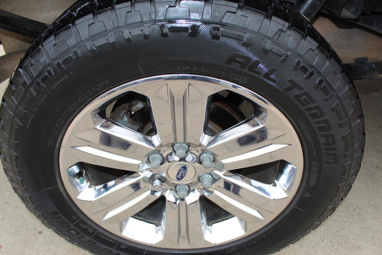 Used 2019 Ford F150 Lariat image 37