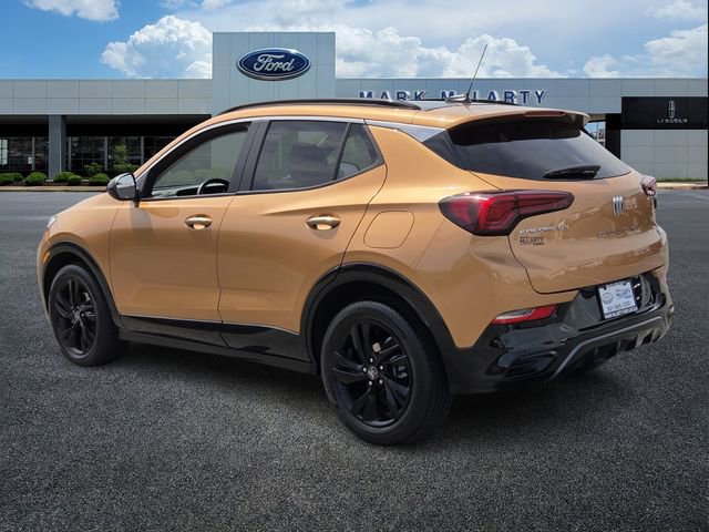 Used 2024 Buick Encore GX Sport Touring w/ Black Roof Package image 3