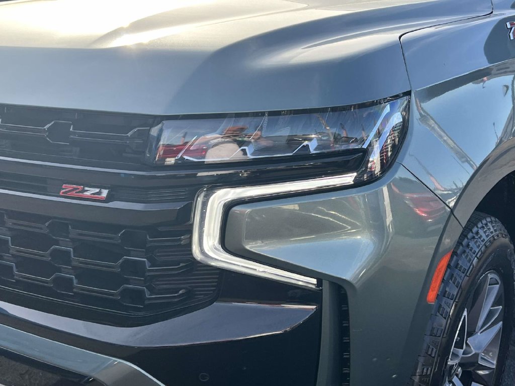 Used 2023 Chevrolet Tahoe Z71 w/ Z71 Off-Road Package AWD/4WD image 8