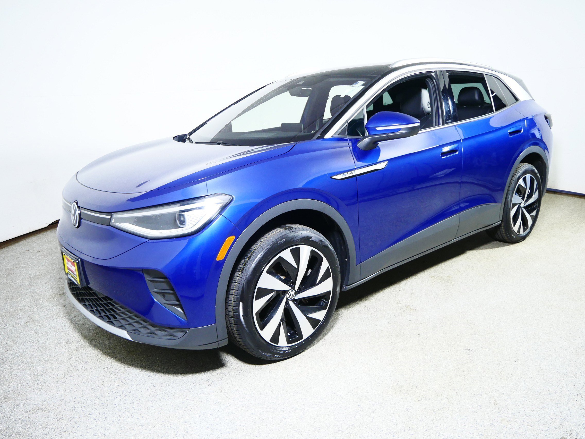 Used 2022 Volkswagen ID.4 Pro S AWD/4WD image 3