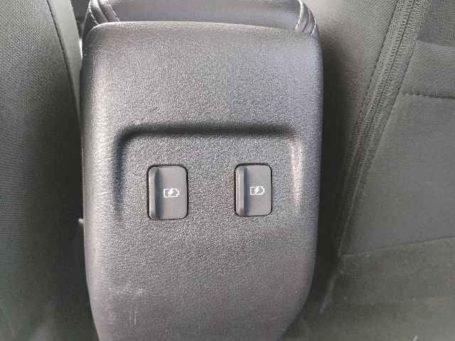 Used 2023 Nissan Kicks SV FWD image 11